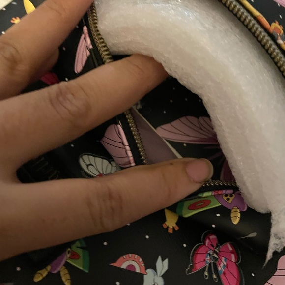 Super cute 🥰 Winged type 🦋🐝🦇Pokémon themed Pokémonxloungefly mini backpack - Picture 8 of 9
